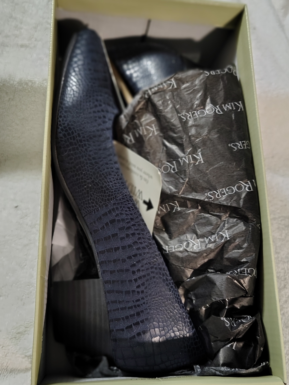 Kim Rogers New 9.5 Navy Croc-Embossed Pointed Toe Flats